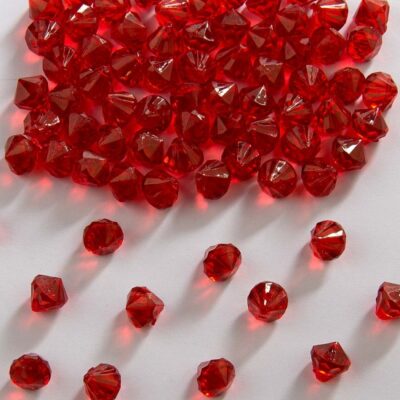 Kleine decoratie plastic Diamantjes rood 9 mm 10068911