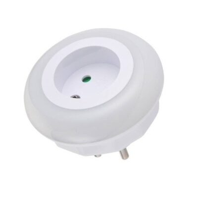 Nachtlamp met LED sensor voor in stopcontact 10127300