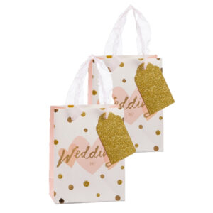 Pakket van 4x stuks papieren bruiloft giftbags/cadeau tasjes wit 11 x 14 x 6 cm cm 10331771