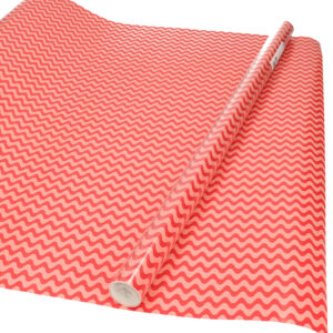 Rollen Inpakpapier/cadeaupapier rood/roze golfjes print 200 x 70 cm 10361394