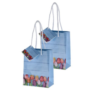 Set van 4x stuks papieren pasen giftbags/cadeau tasjes tulpen 11 x 14 x 6 cm 10331782